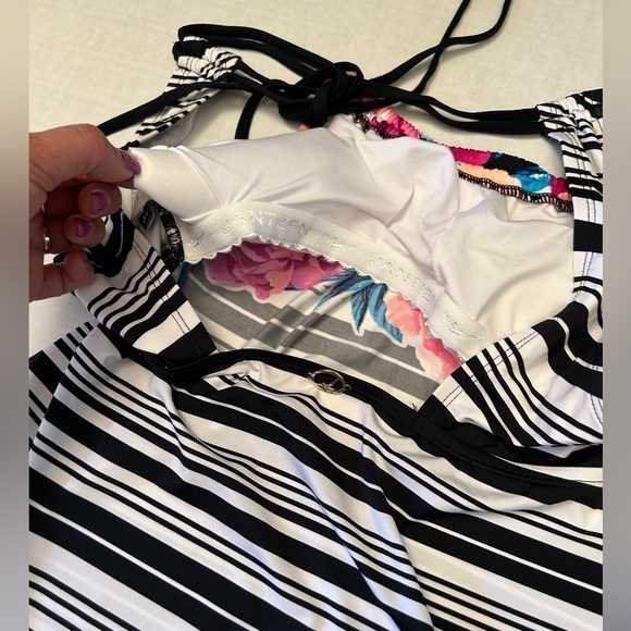 Jantzen tankini swim suit top with scoop neck & H back straps. Sz 6. M18 - Picture 7 of 10